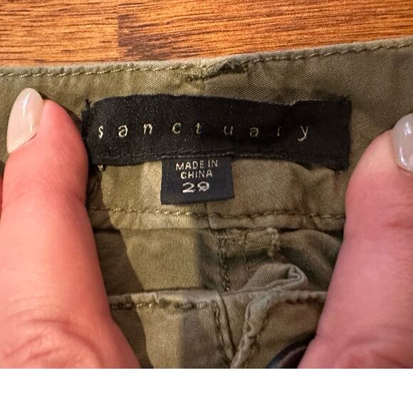 Sanctuary Women’s Olive Green Cargo Pants – Size 29 – Casual Utility Style! - Picture 6 of 9
